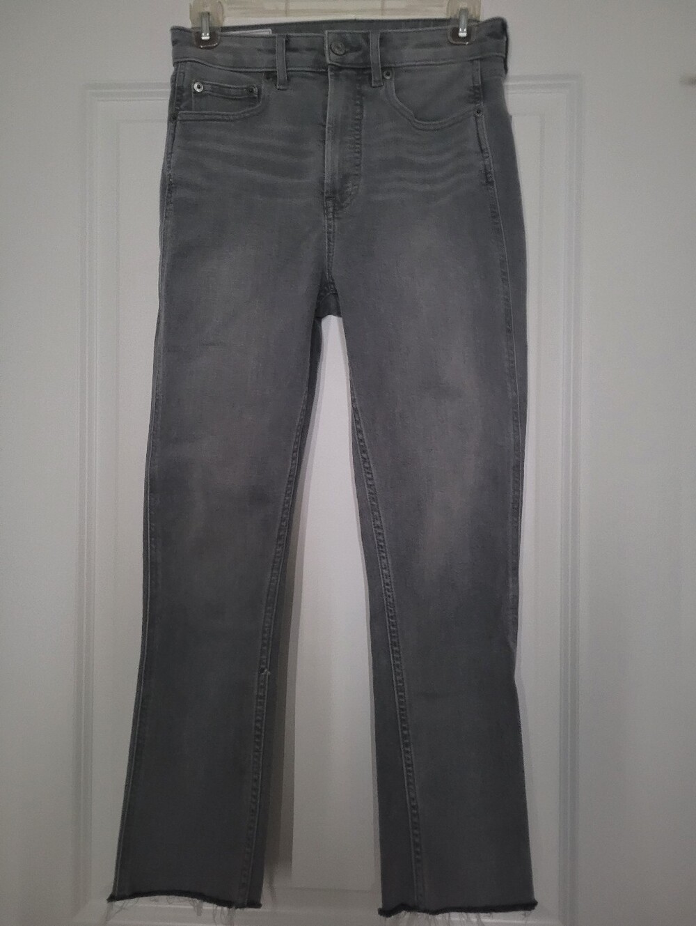 GAP Women's Vintage Slim Sky High Grey Straight-Leg Jeans Size 26/2R